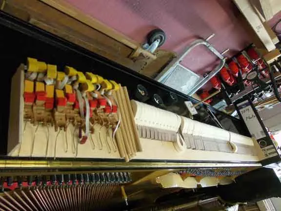 Steinway/Klavierbau Longerich175